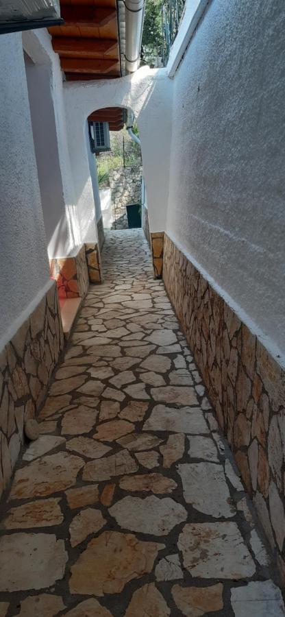 Villa Theodora View Apartments Polimnia Агиос-Георгиос-Пагон Экстерьер фото